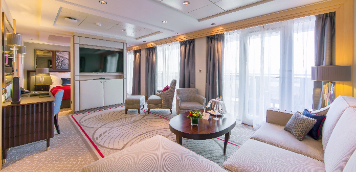 Unwind in unparalleled comfort in the Duplex Suites onboard the Queen Mary 2.