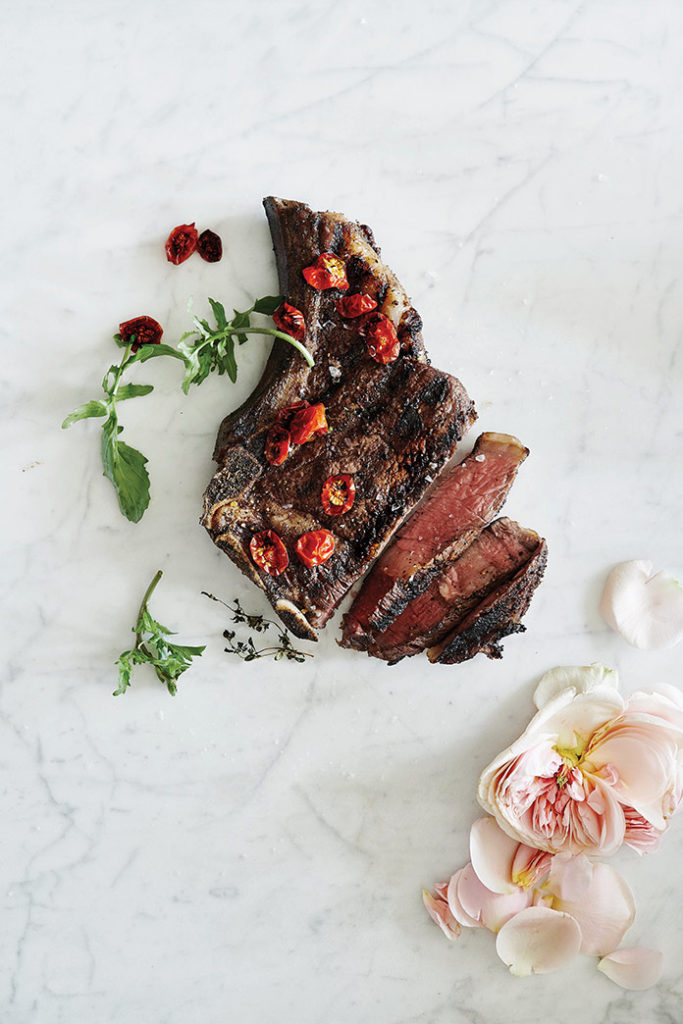 Steak with oven roasted tomatoes