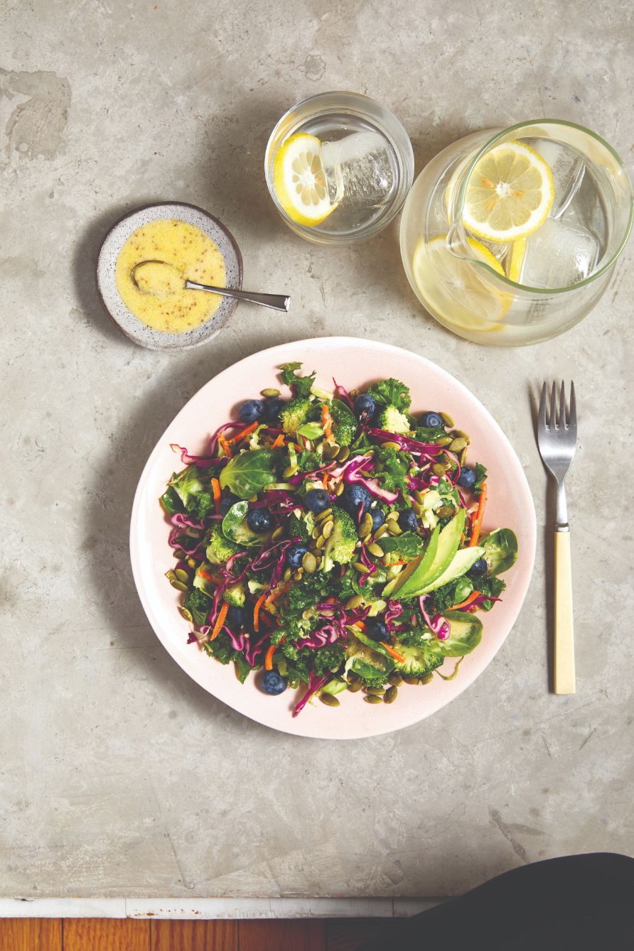 4 Healthy Recipes From Joy Bauer Serendipity   DetoxSaladWithLemon P80 JoyBauerSuperfood 