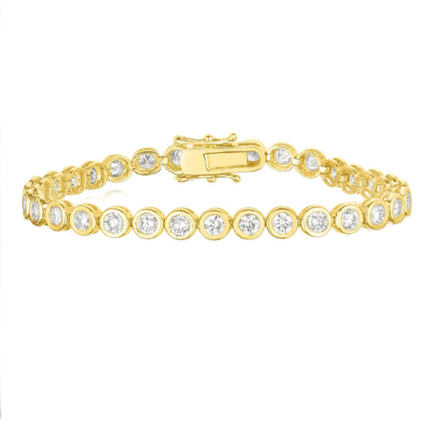 Gold bracelet with diamonds